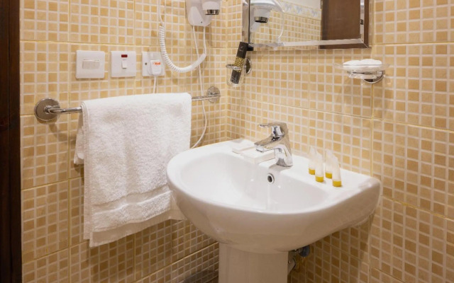 Snood Al Maaly Hotel