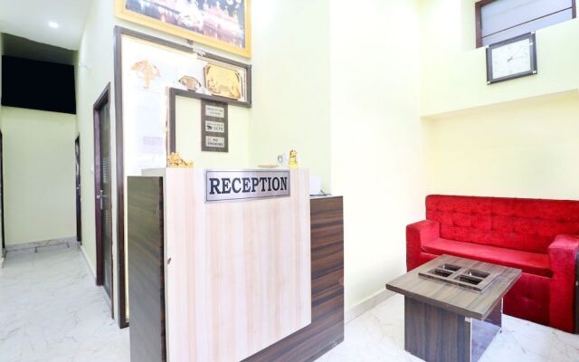 OYO 38404 Arora Classic Guest House