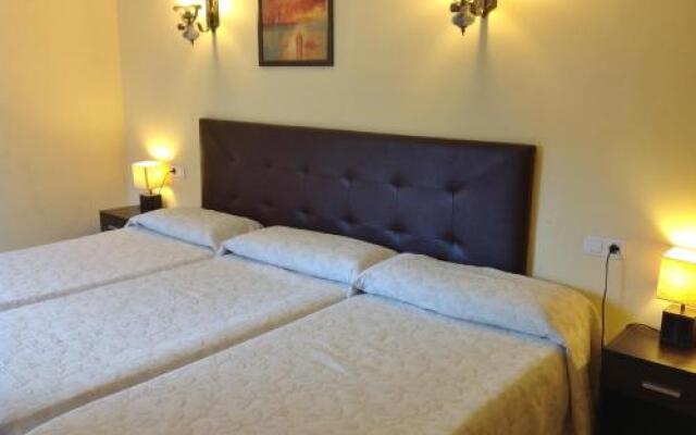 Hostal Cerezo 2 Meson