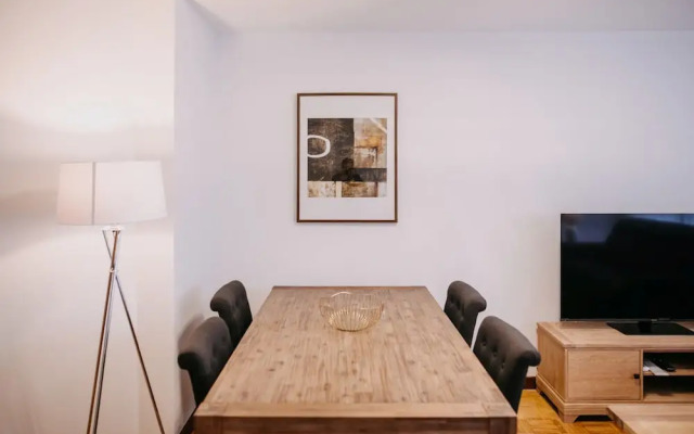 Puente De La Esperanza City Center