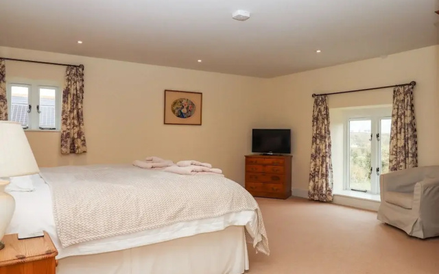 Dishcombe Cottage