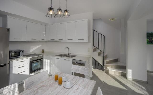 Blue Hills Villas by Estia