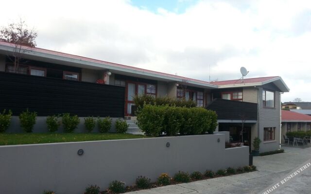Arrowtown Motel Apartments