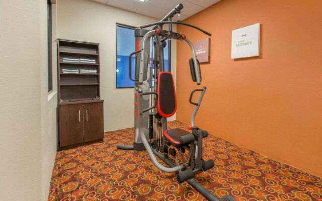 Comfort Suites Altoona North