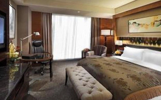Lake View Hotel