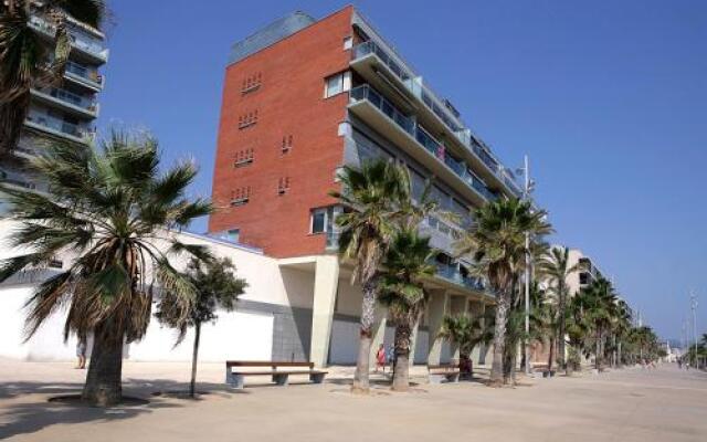 Great Sea-Side Barcelona Apartment
