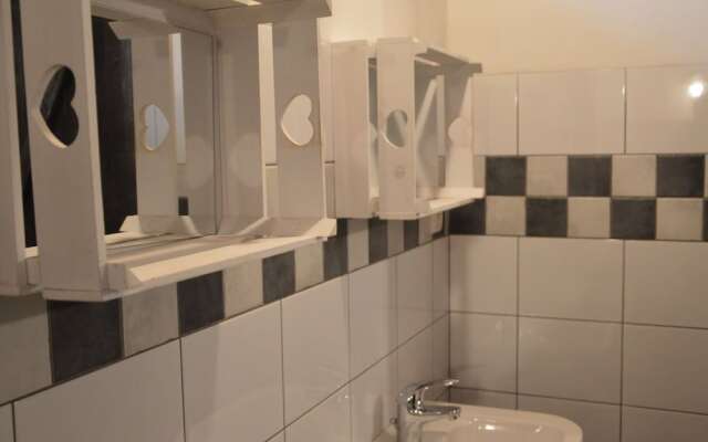 Cozy Holiday Home in Oisterwijk with Private Garden