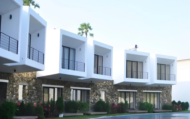 Anora Beach Resort