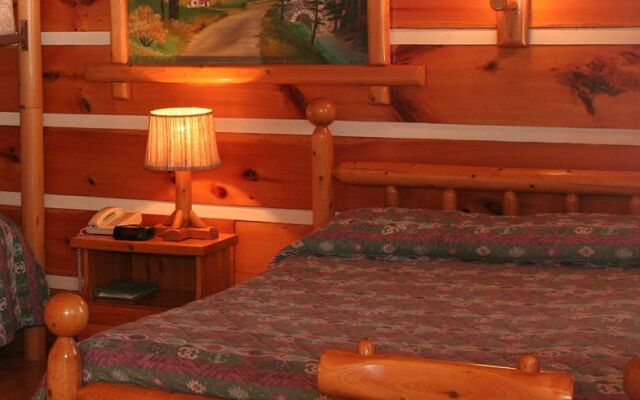 Auberge Les Jardins Inn-Motel Le Brayon & Chalets