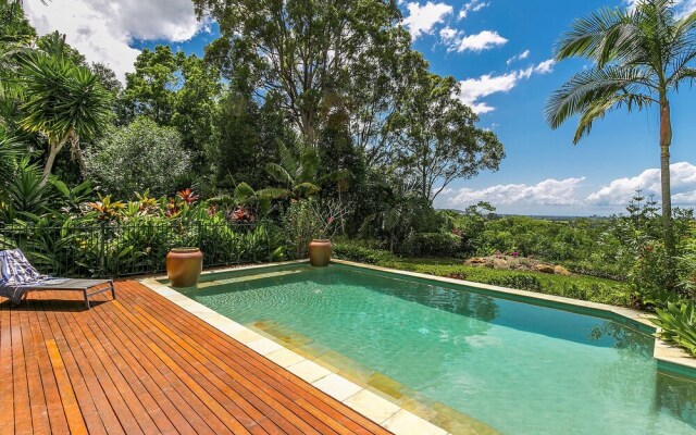 Rosewood House - sweeping ocean views