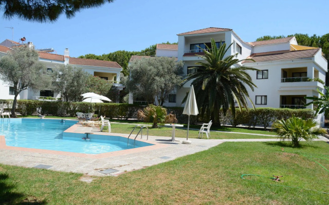 Niki Hotel Apartments