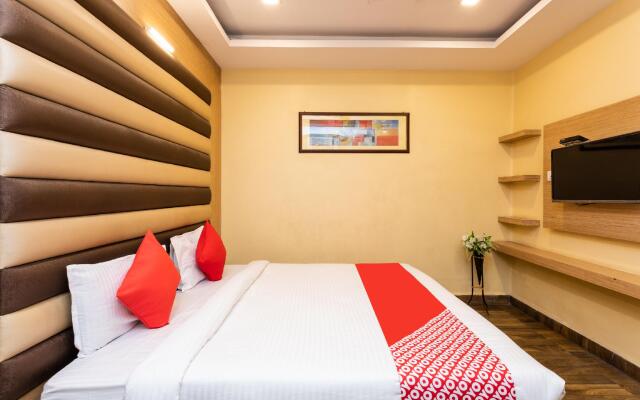 OYO 29231 Hotel Agarwal