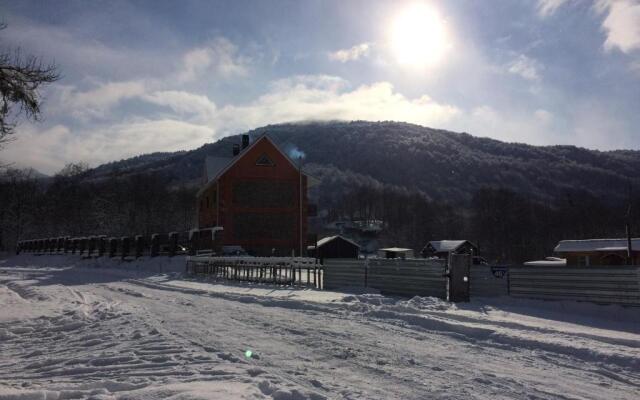 Zeleny Bereg Guest House