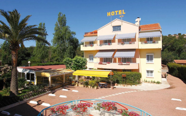 Logis Hotel l'Esterella