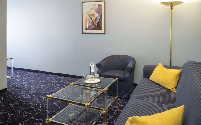 Grand Excelsior Hotel Munchen Airport [Ex. Sheraton Munich Airport Hotel]