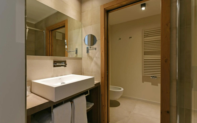 Dolomeet Boutique Hotel
