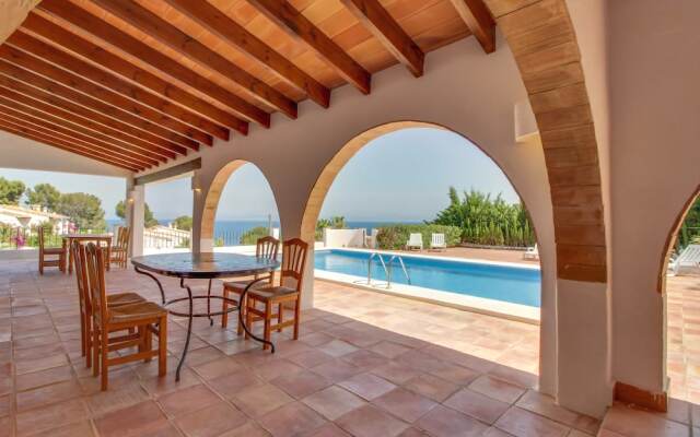 Villa Cala Pinets