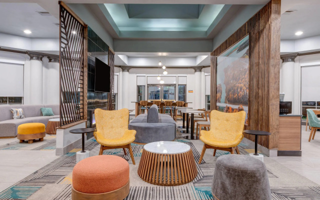 La Quinta Inn & Suites Sherman Denison