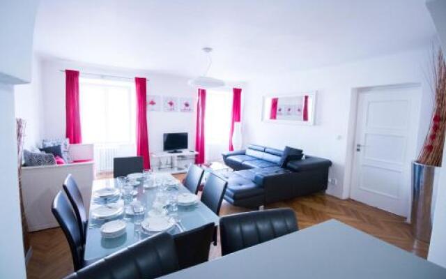 Apartments Old Town Square 27