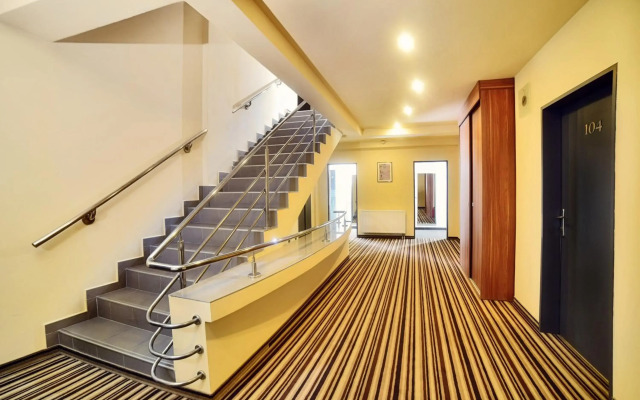 President Hotel