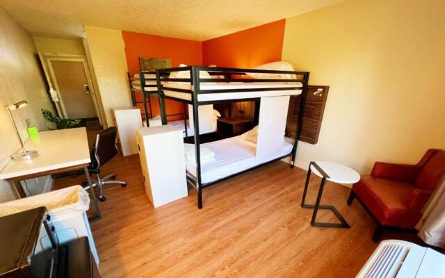Bposhtels Charlotte - Hostel