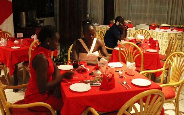 Garden Hotel