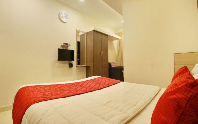 OYO Flagship 11531 Sathya Lodge
