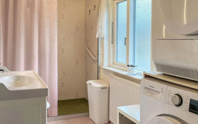 10 Person Holiday Home in Vittsjo