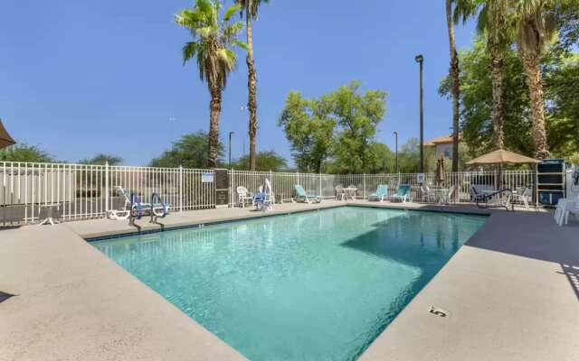 Comfort Inn Chandler - Phoenix South I-10