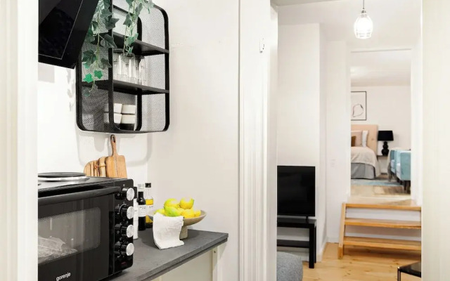 Sanders Tivoli 1- Lovely 2-bdr Apt Near Tivoli