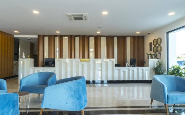 Acroter Hotel Spa