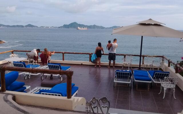 Villas del Palmar Manzanillo with Beach Club