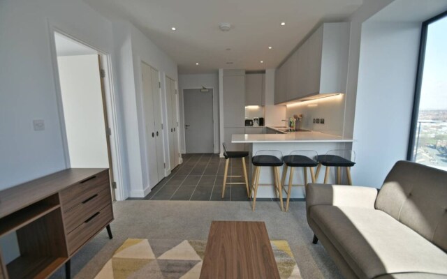 Modern 2 Bedroom Apartment in Green Gate