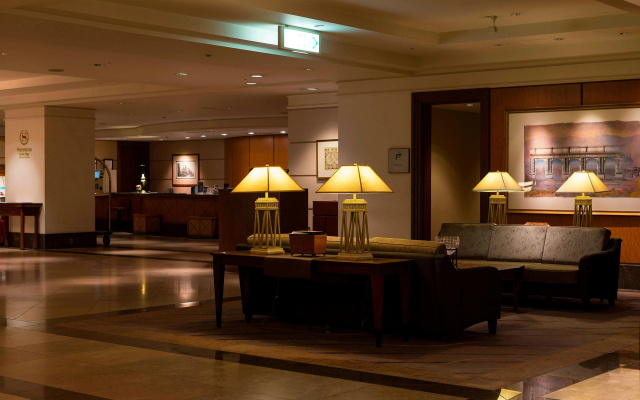 Kobe Bay Sheraton Hotel & Towers – Guest Rooms – Kobe
