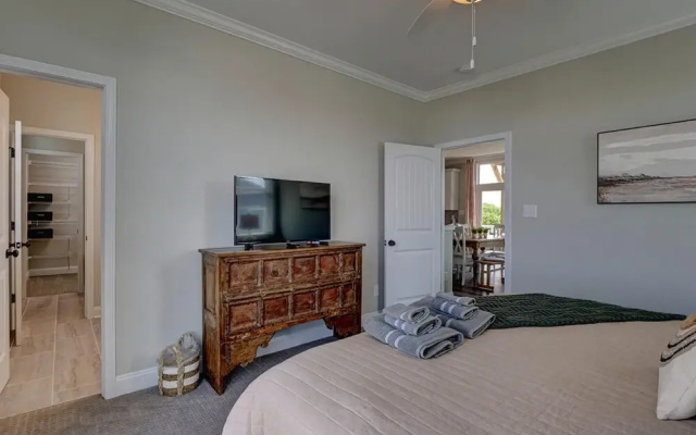 Oshun by Sea Scape Properties