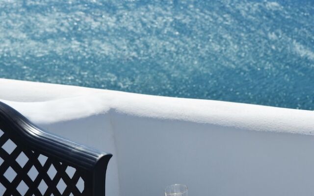 Golden Beach Resort Anafi