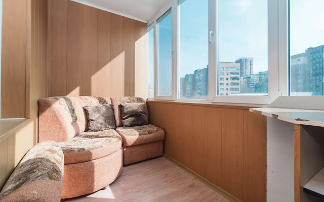 Апартаменты на Океанском пр-те, 135