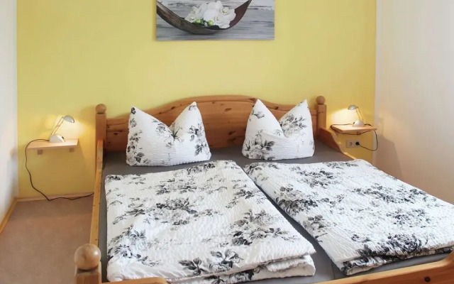 Spacious Apartment in Weissig With Garden