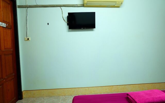 Chotiphan Apartment