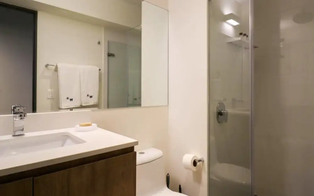w Fabulous 2BR w Impressive Deco in San Isidro