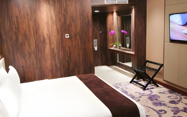 The Arista Hotel