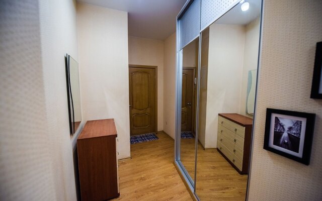 Апартаменты на Партизанском пр-те, 22-16