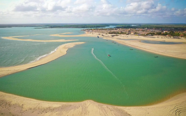 Chalé Ingrid Ar condicionado Pousada 35knots Brasil