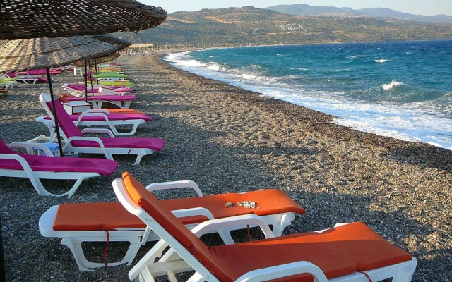 Assos Kadırga Otel