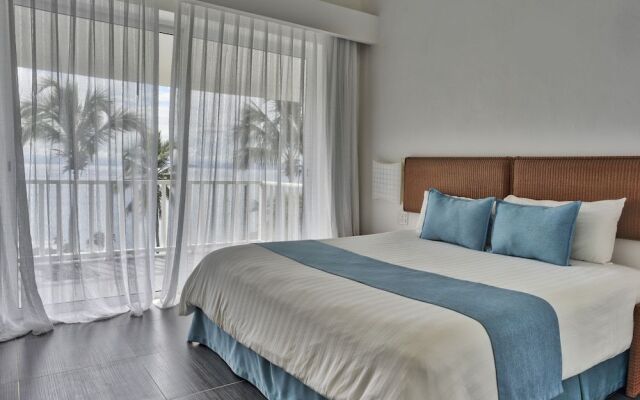 Blue Bay Vacation Rentals at Vista Mare