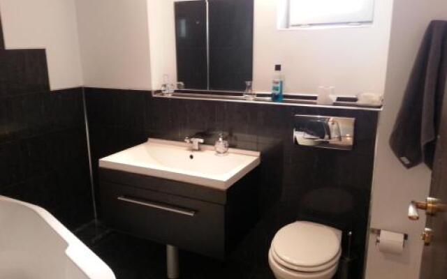 Apartment 3 Rooms elegant