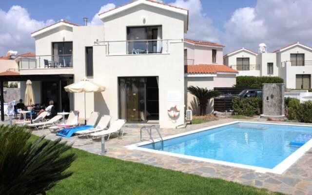 Platzia Beach Villas