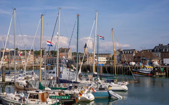 EGG HOTEL - HOTEL LES GENS DE MER Dieppe