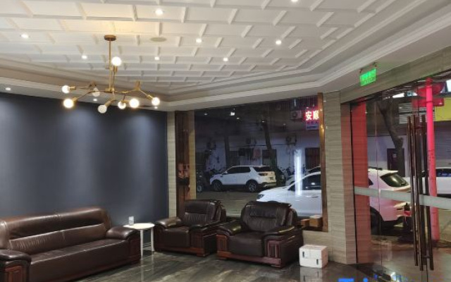 Jinhong Business Hotel