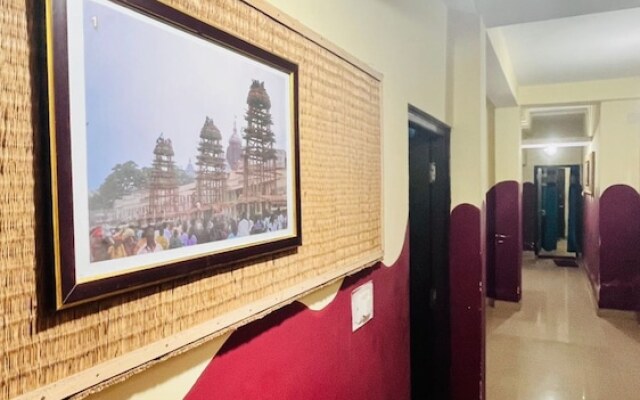 Goroomgo Sriyansh Inn Puri
